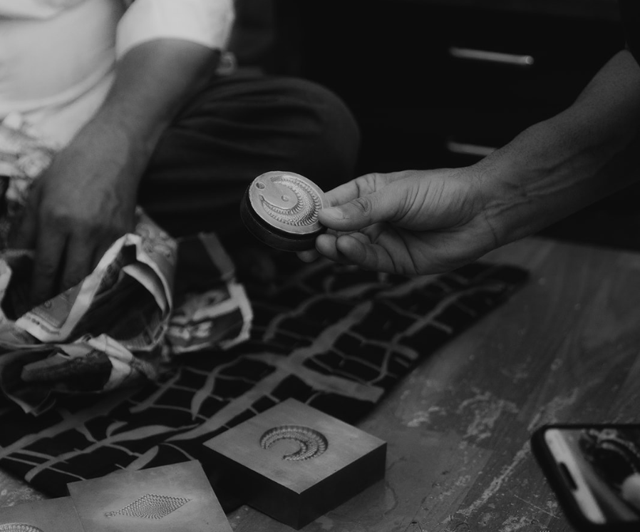 Product - NOIR KĀLA