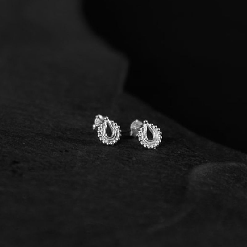 Product - NOIR KĀLA