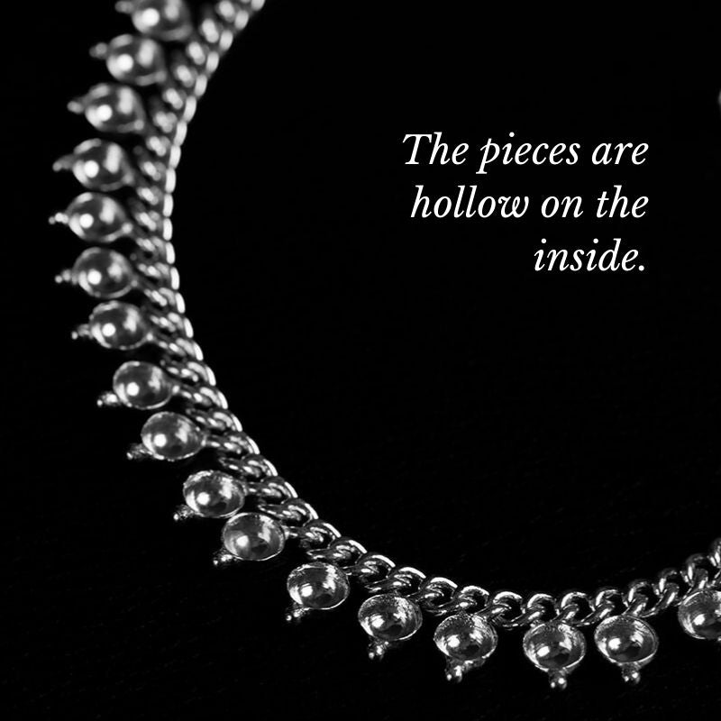 Devī | Bracelet de cheville - NOIR KĀLA