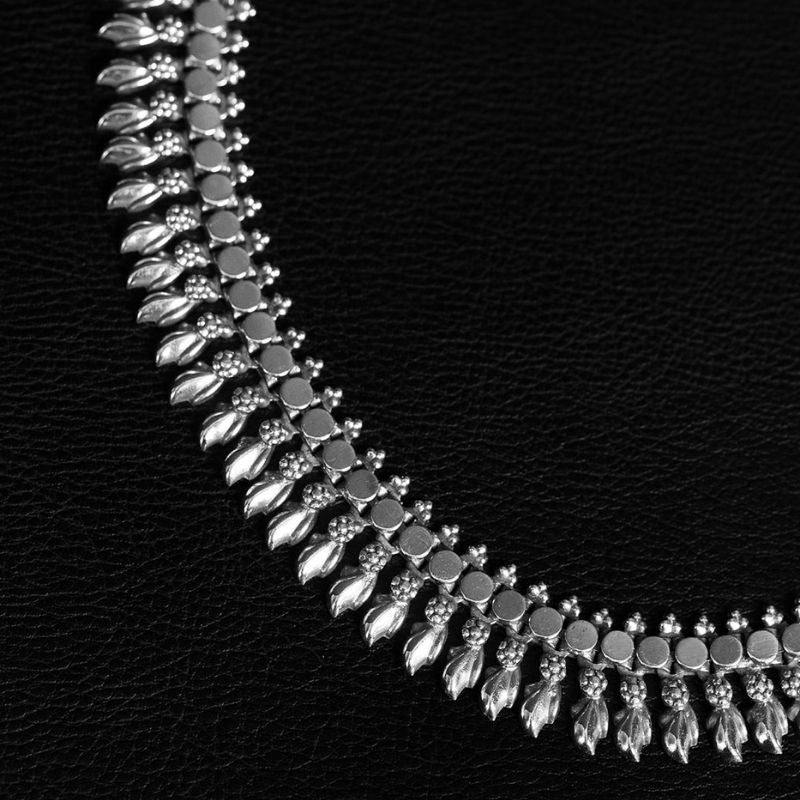 Sakti | Bracelet de cheville - NOIR KĀLA