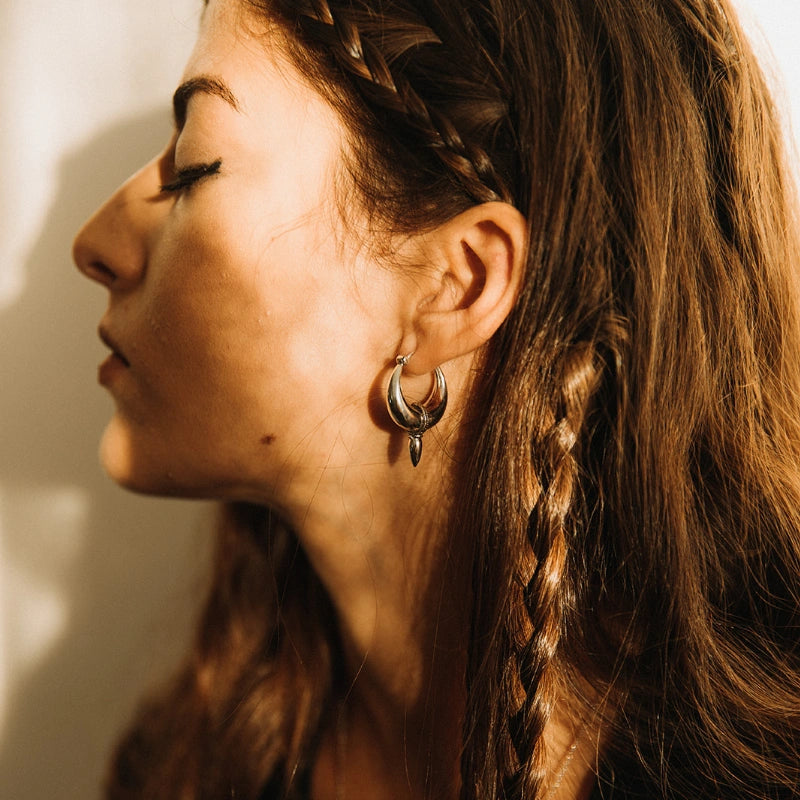 Kāla | Hoop Earrings – 925 Silver - NOIR KĀLA