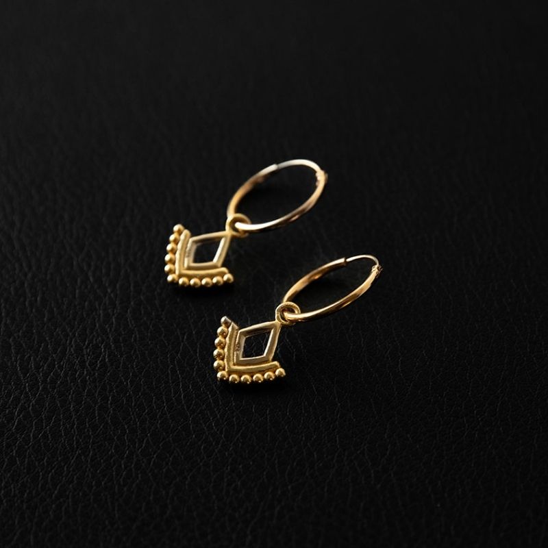 Product - NOIR KĀLA