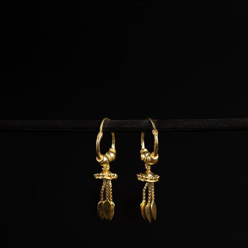 Ancient Future | Boucles d'oreilles créoles - Or - NOIR KĀLA