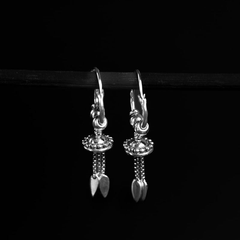 Ancient Future | Boucles d'oreilles créoles - NOIR KĀLA