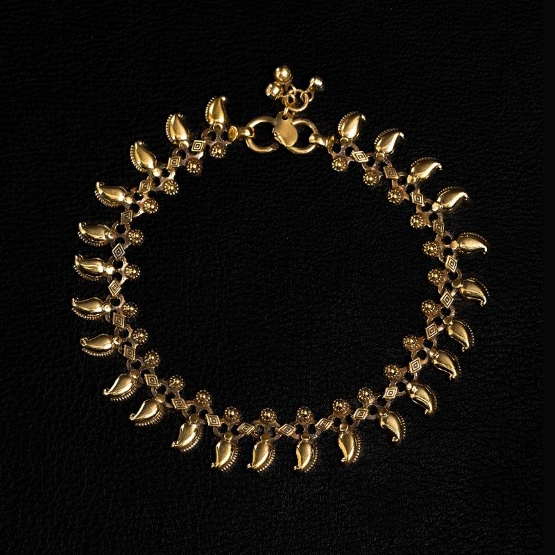 Product - NOIR KĀLA