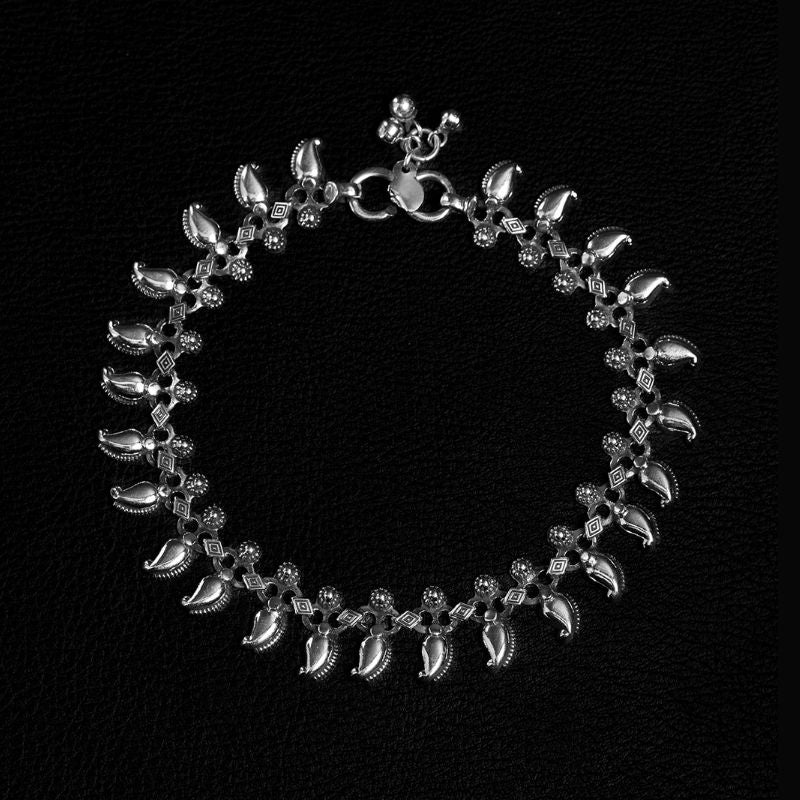 Product - NOIR KĀLA