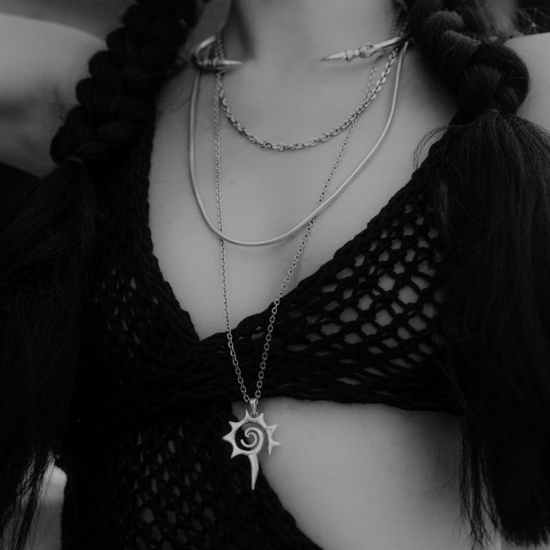 Fractal | Collier avec pendentif - NOIR KĀLA
