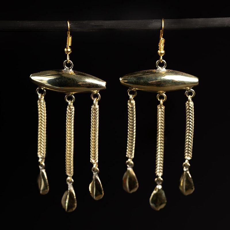 Poise Charm | Boucles d'oreilles - Laiton - NOIR KĀLA