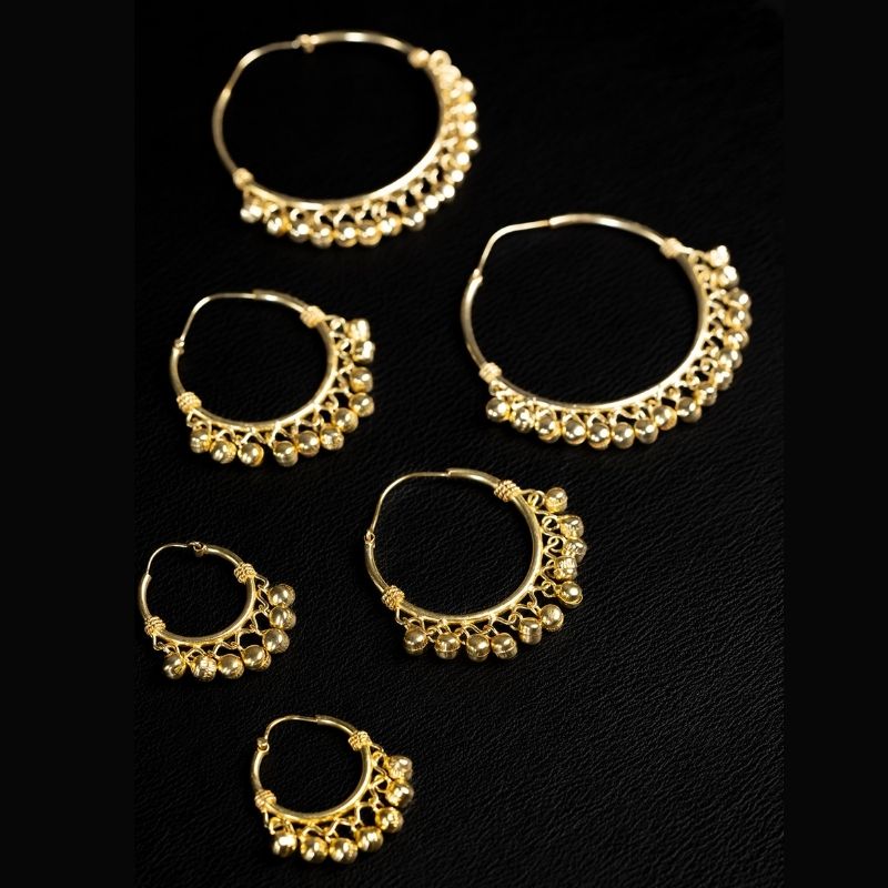 Wind Womxn | Boucles d'oreilles créoles - Laiton - NOIR KĀLA