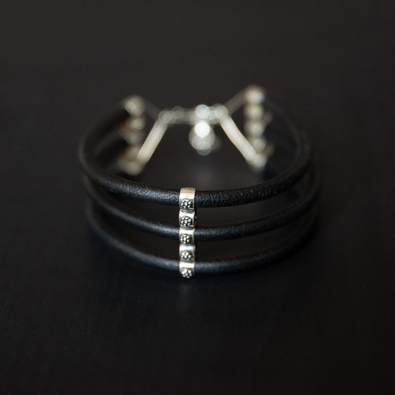 Product - NOIR KĀLA