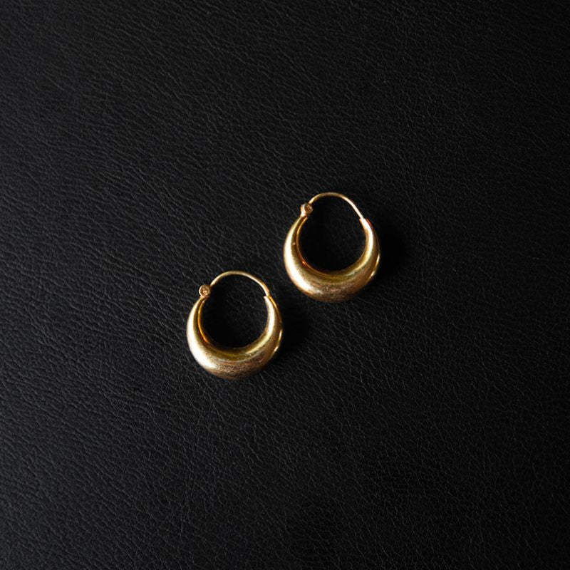 Yasmin | Boucles d'oreilles créoles - Or  - NOIR KĀLA