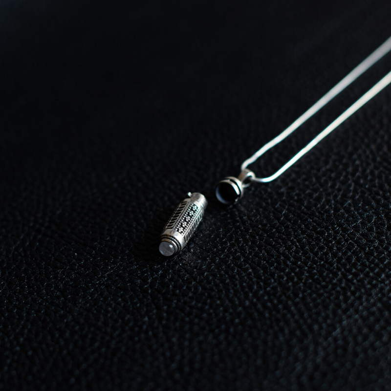 Product - NOIR KĀLA