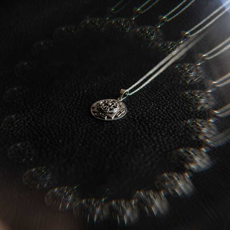 Product - NOIR KĀLA