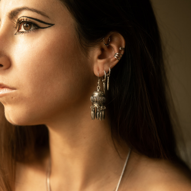 Reine Jhumka | Des boucles d'oreilles