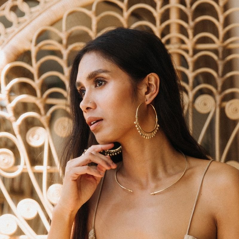 Wind Womxn | Boucles d'oreilles créoles - Laiton  - NOIR KĀLA