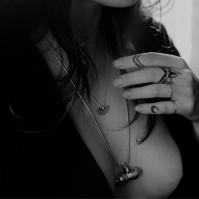 Birth | Bracelet de cheville - NOIR KĀLA