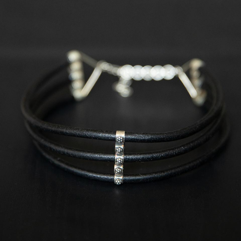 Product - NOIR KĀLA