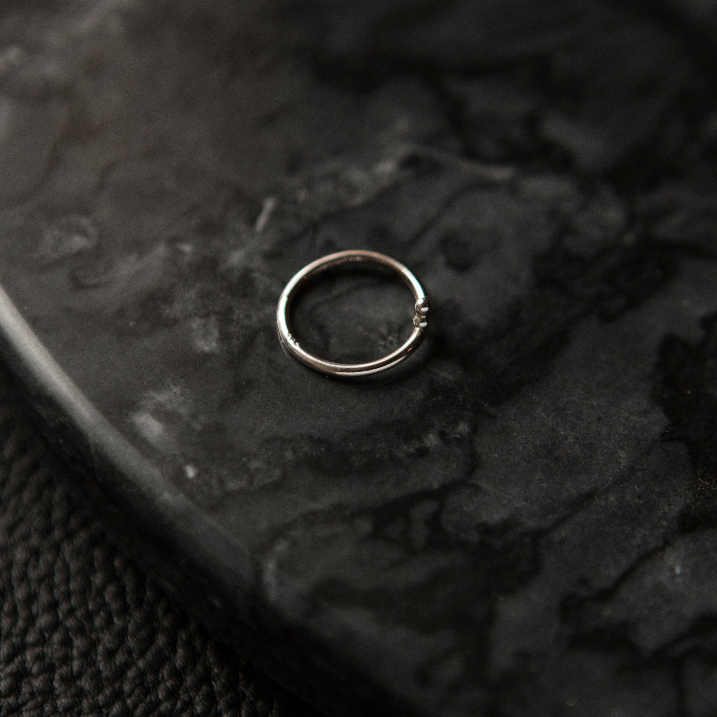 Trinity | Bague - NOIR KĀLA