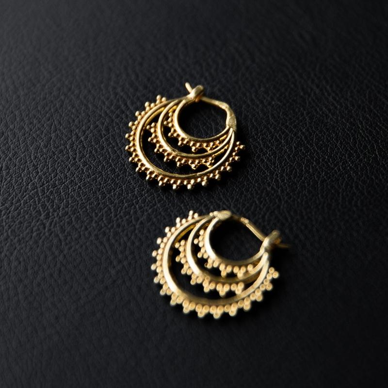 Seeds of Light | Hoops - Gold