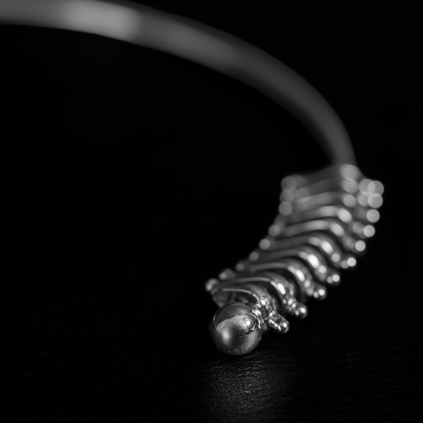 Spine Torque | Hoop Necklace - 925 Silver