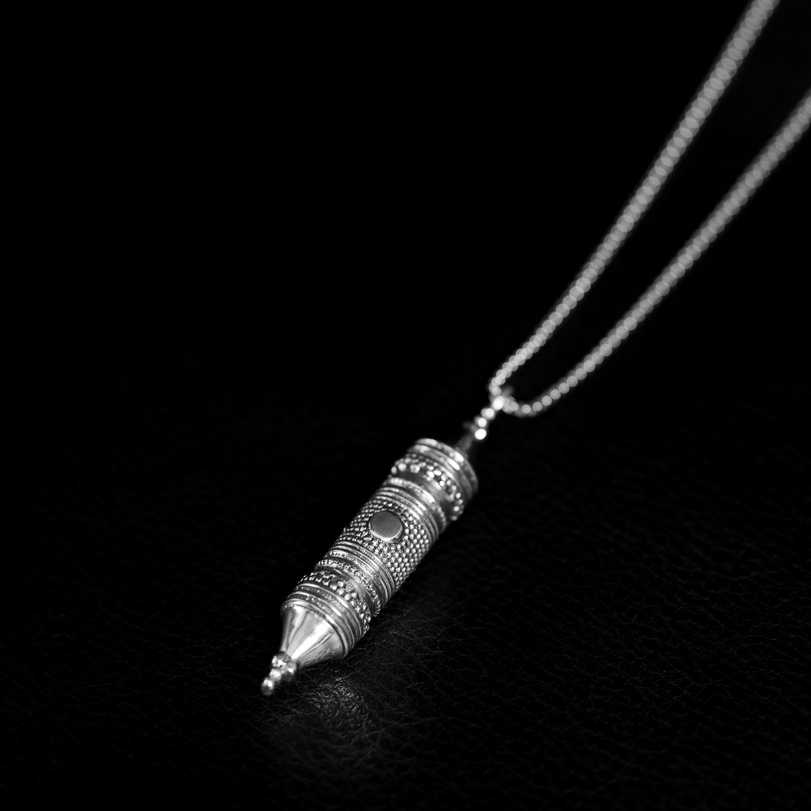 Product - NOIR KĀLA