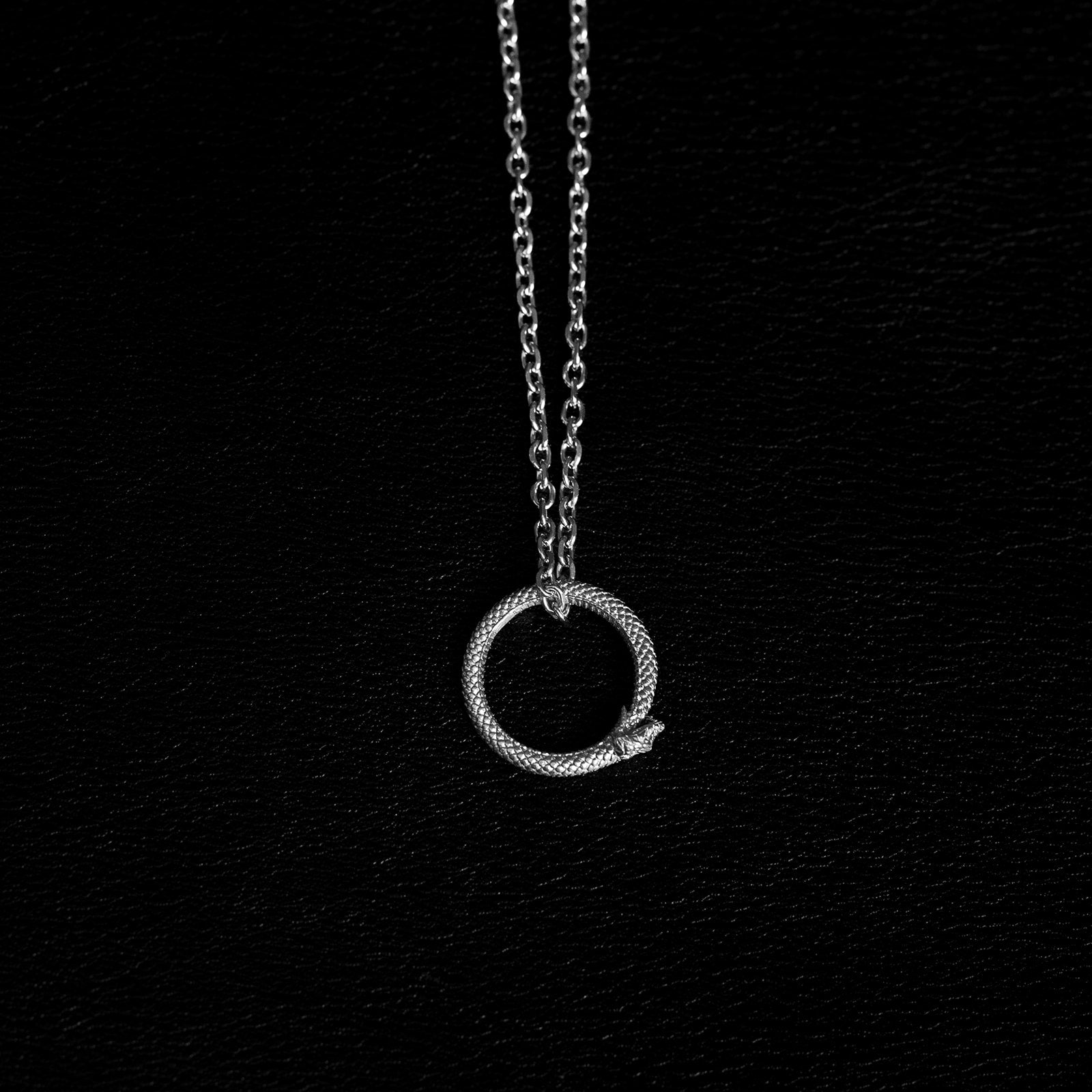Ouroboros | Collier pendentif