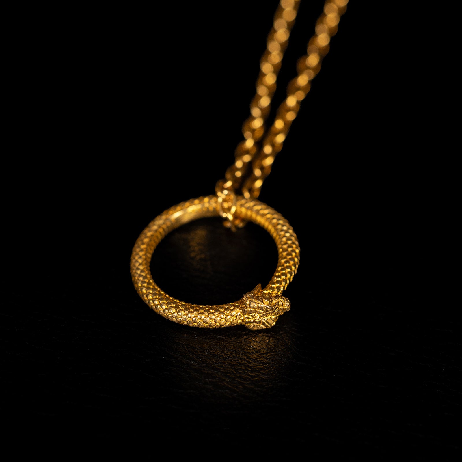 Ouroboros | Collier pendentif - Laiton