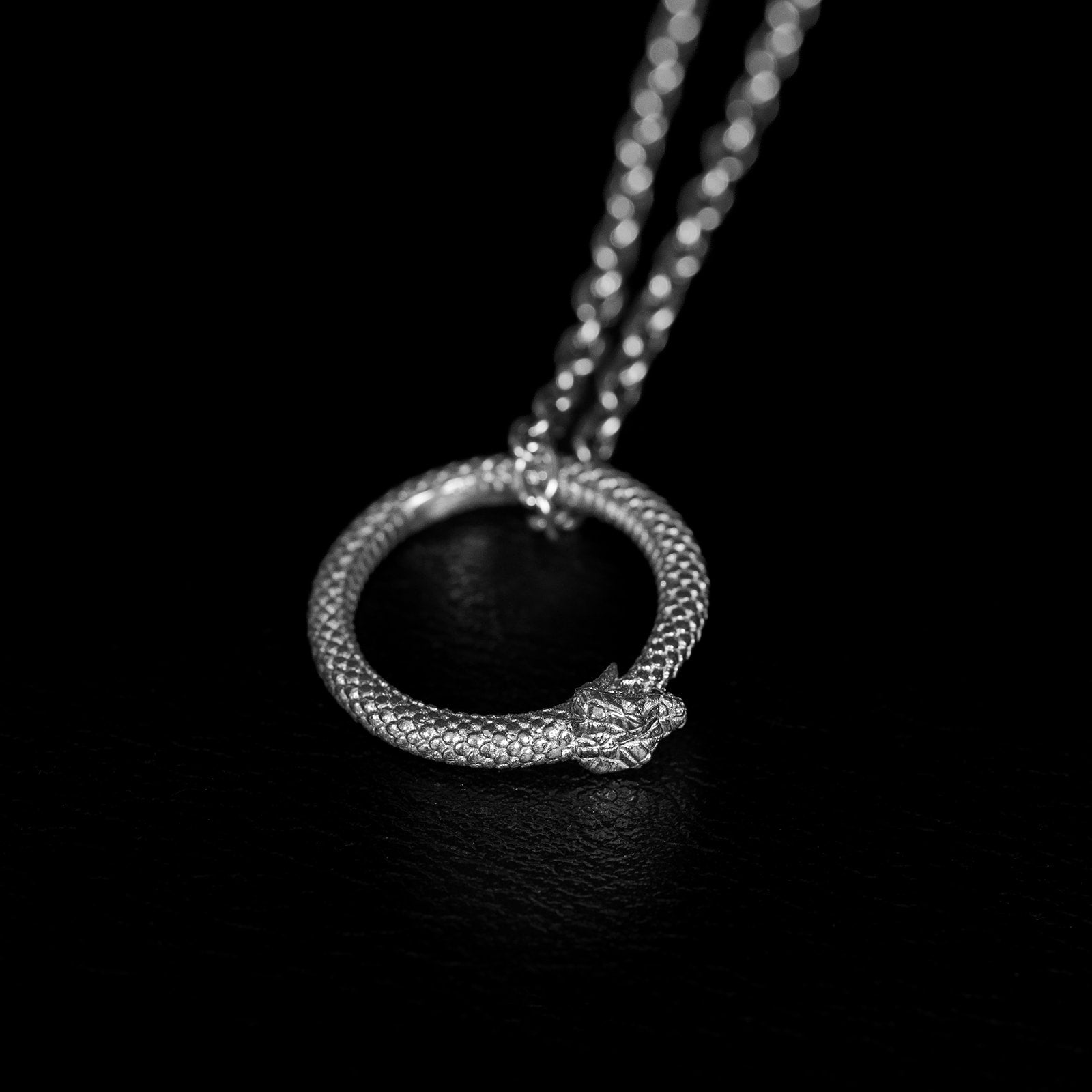 Ouroboros | Collier pendentif
